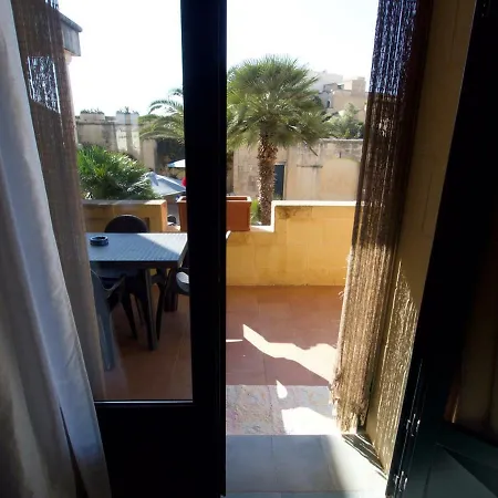 Tal Mirakli Gozo Holiday Homes דירה