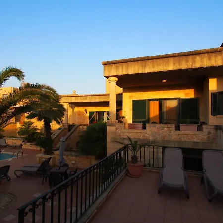 Tal Mirakli Gozo Holiday Homes * Santu Pietru