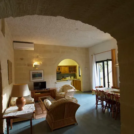 Tal Mirakli Gozo Holiday Homes Appartement Santu Pietru