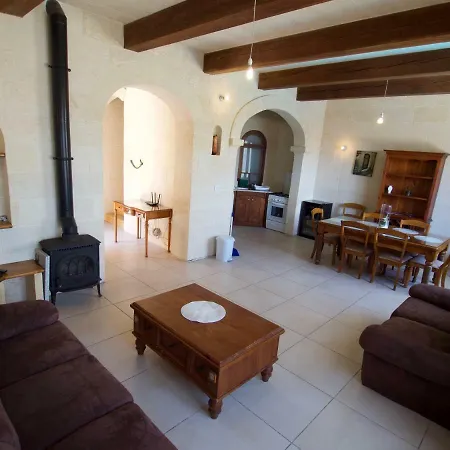 Tal Mirakli Gozo Holiday Homes *